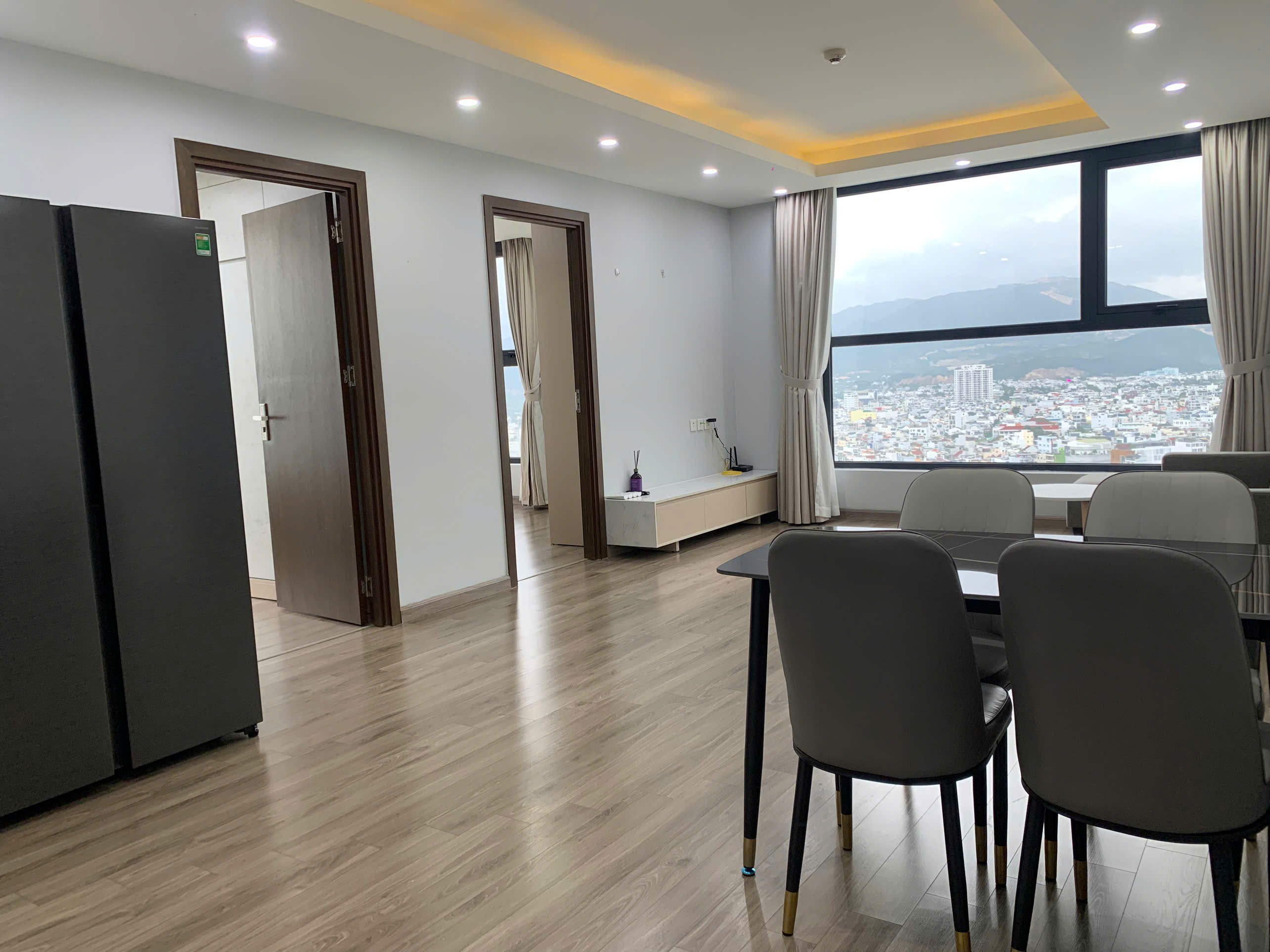 Hud Building apartment for rent | 3 bedrooms | 90m2